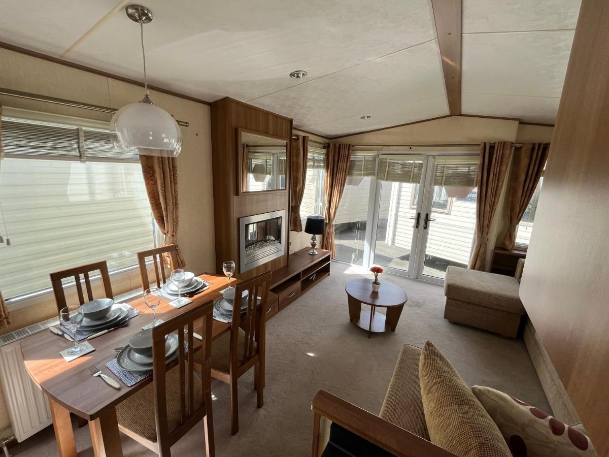 Lovely Static Caravan ウィスタブル エクステリア 写真